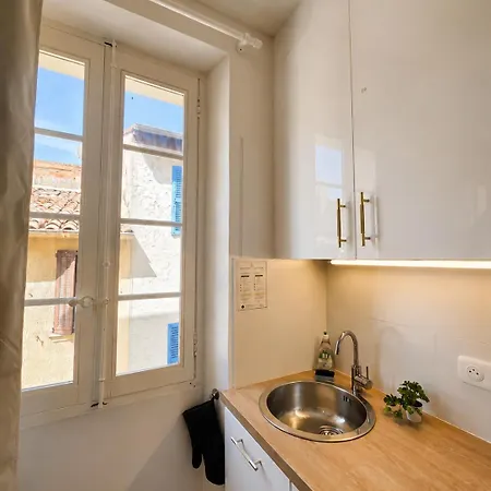 Апартаменти Ecrin Prestige, T2, 4p, Ac, Coeur Du Vieil Антіб
